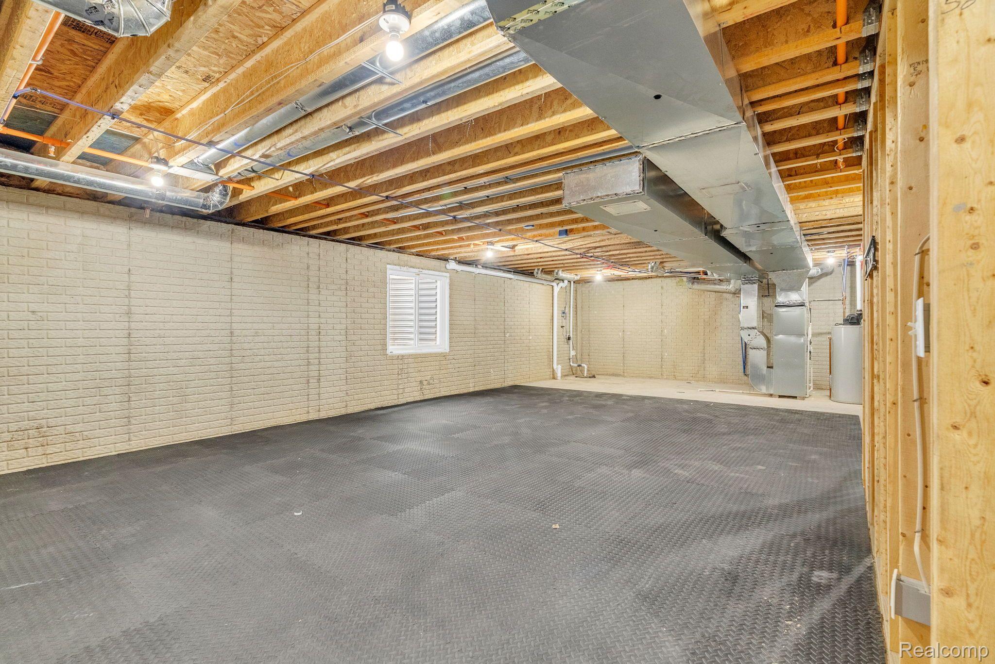 171 JOTHAM Avenue