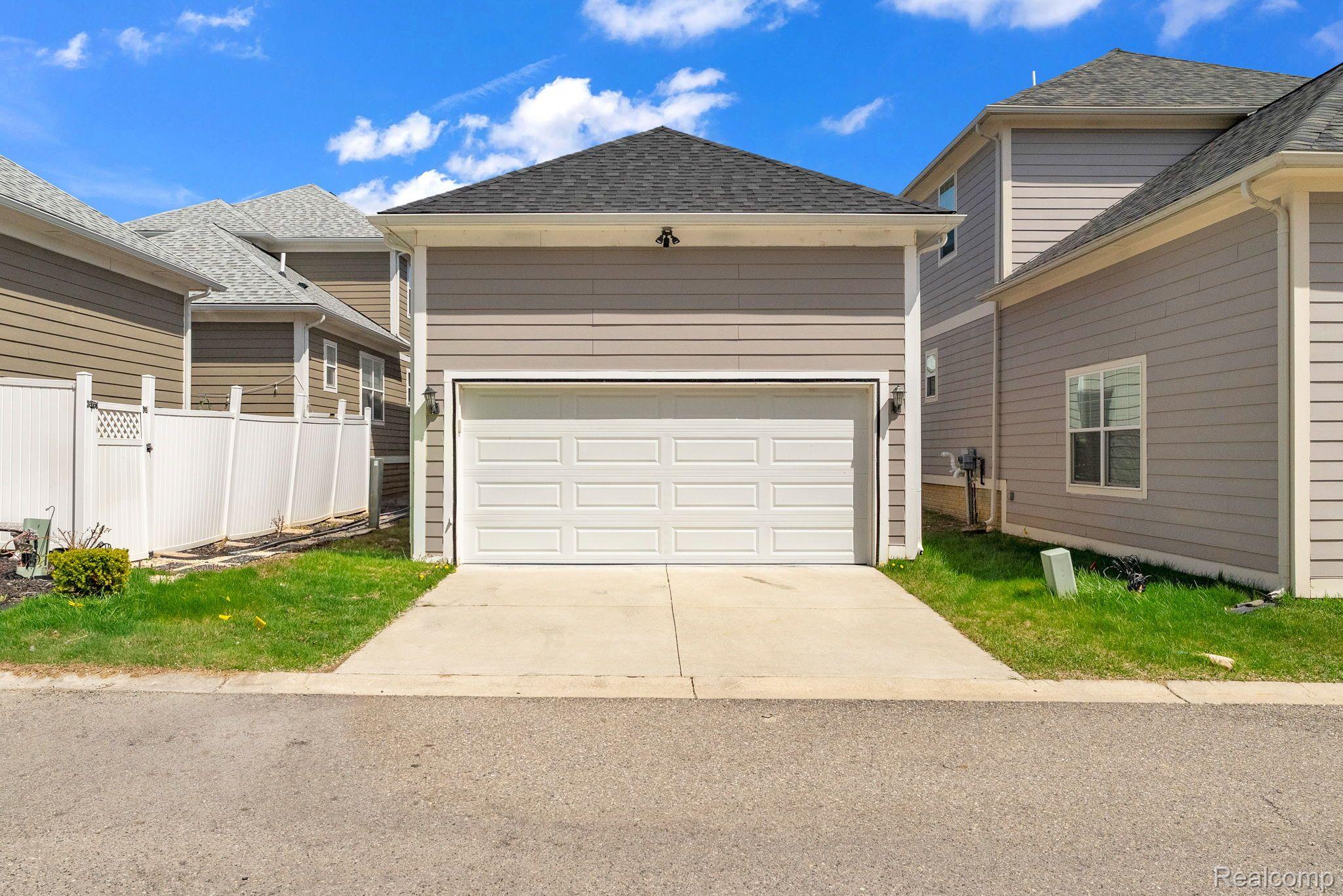 171 JOTHAM Avenue