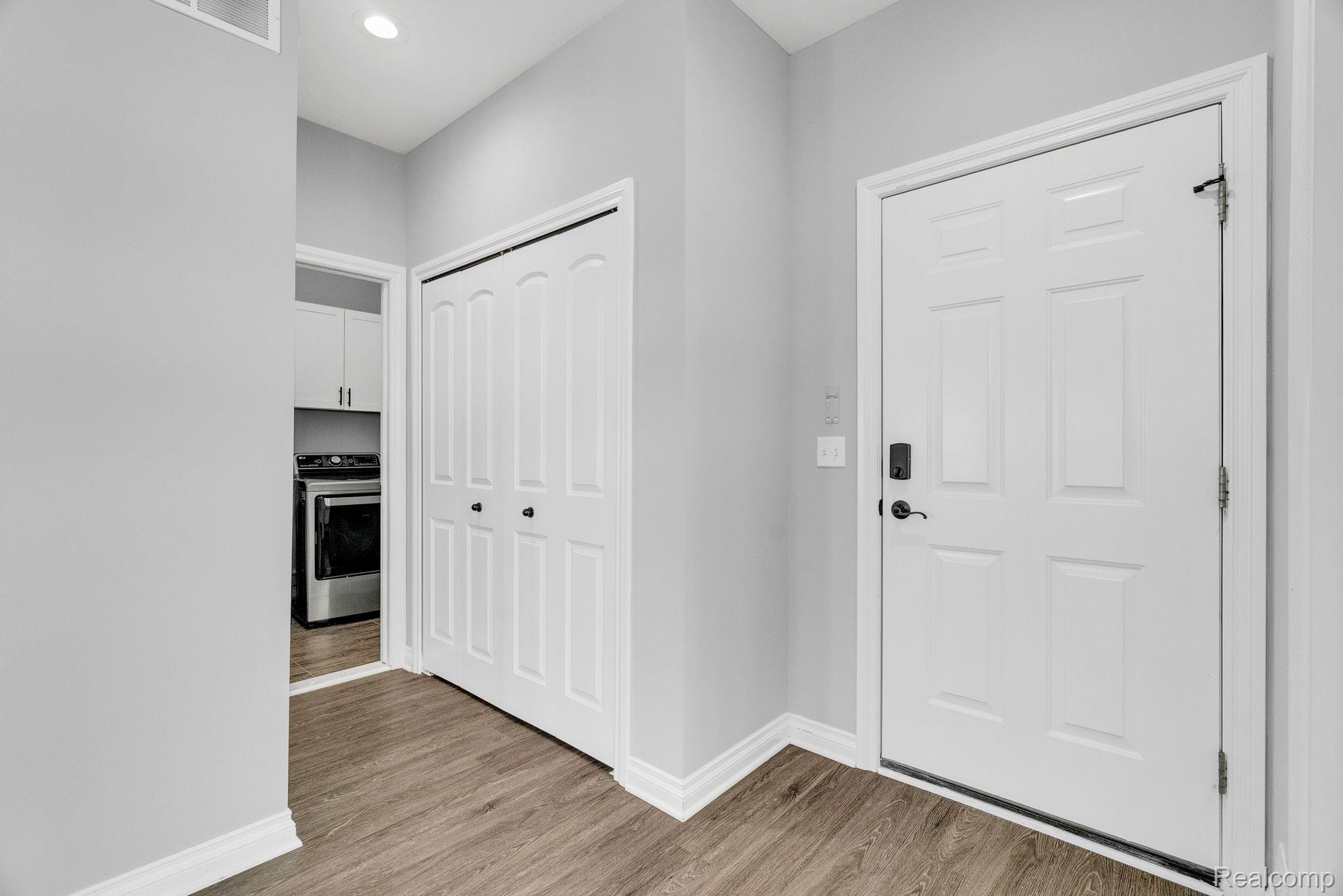 171 JOTHAM Avenue