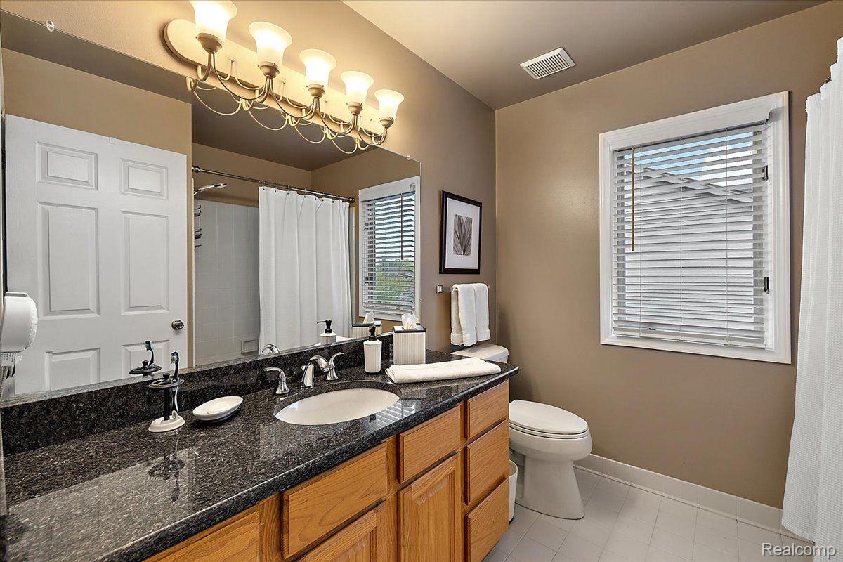 244 GLENMOOR Drive