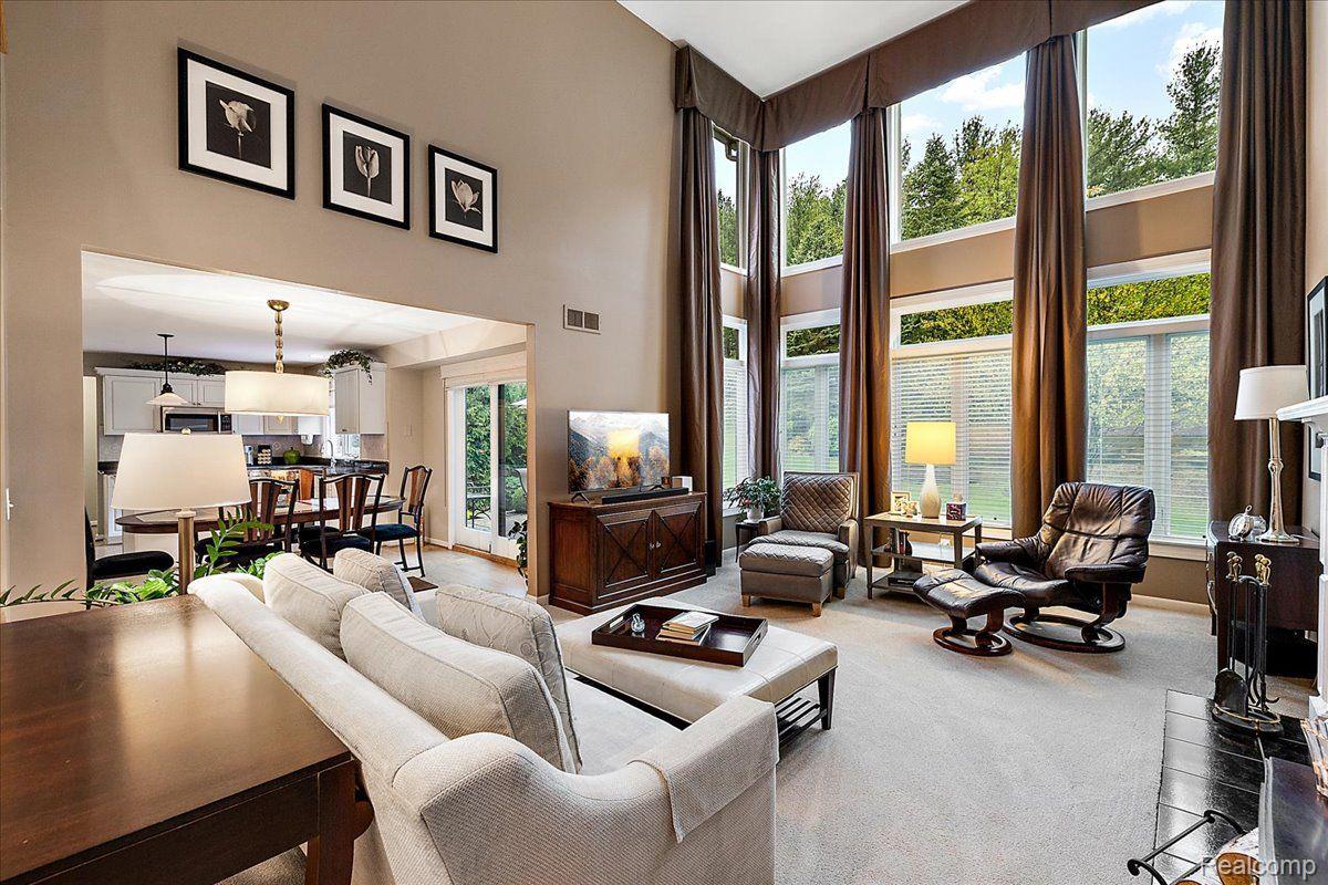 244 GLENMOOR Drive