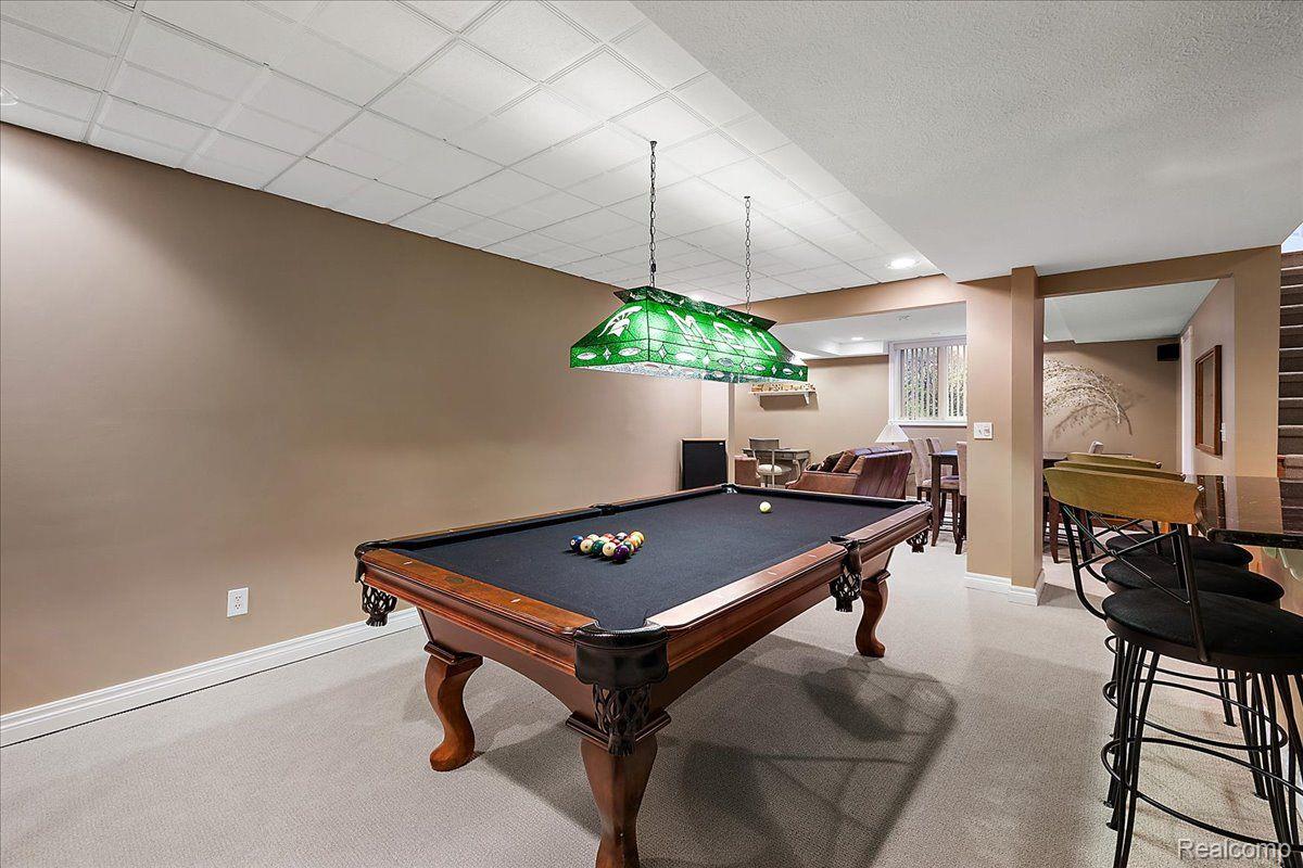 244 GLENMOOR Drive
