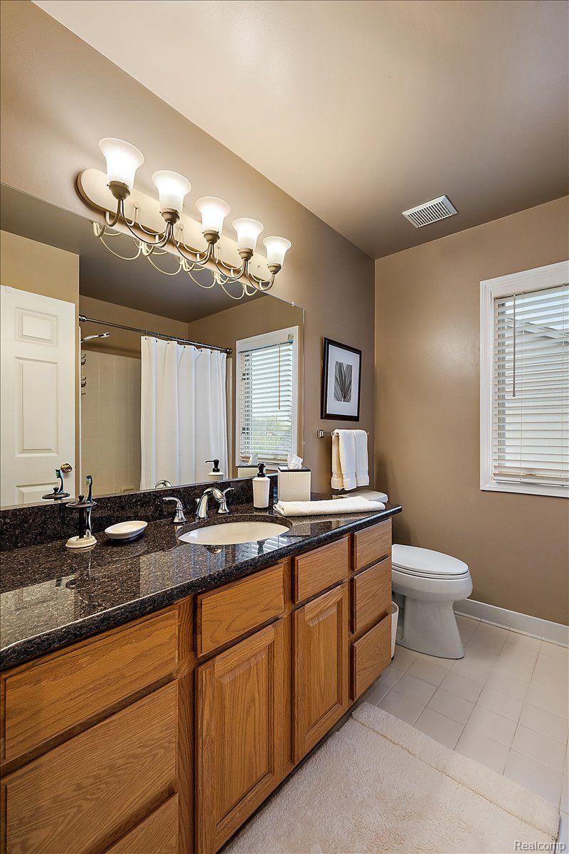 244 GLENMOOR Drive