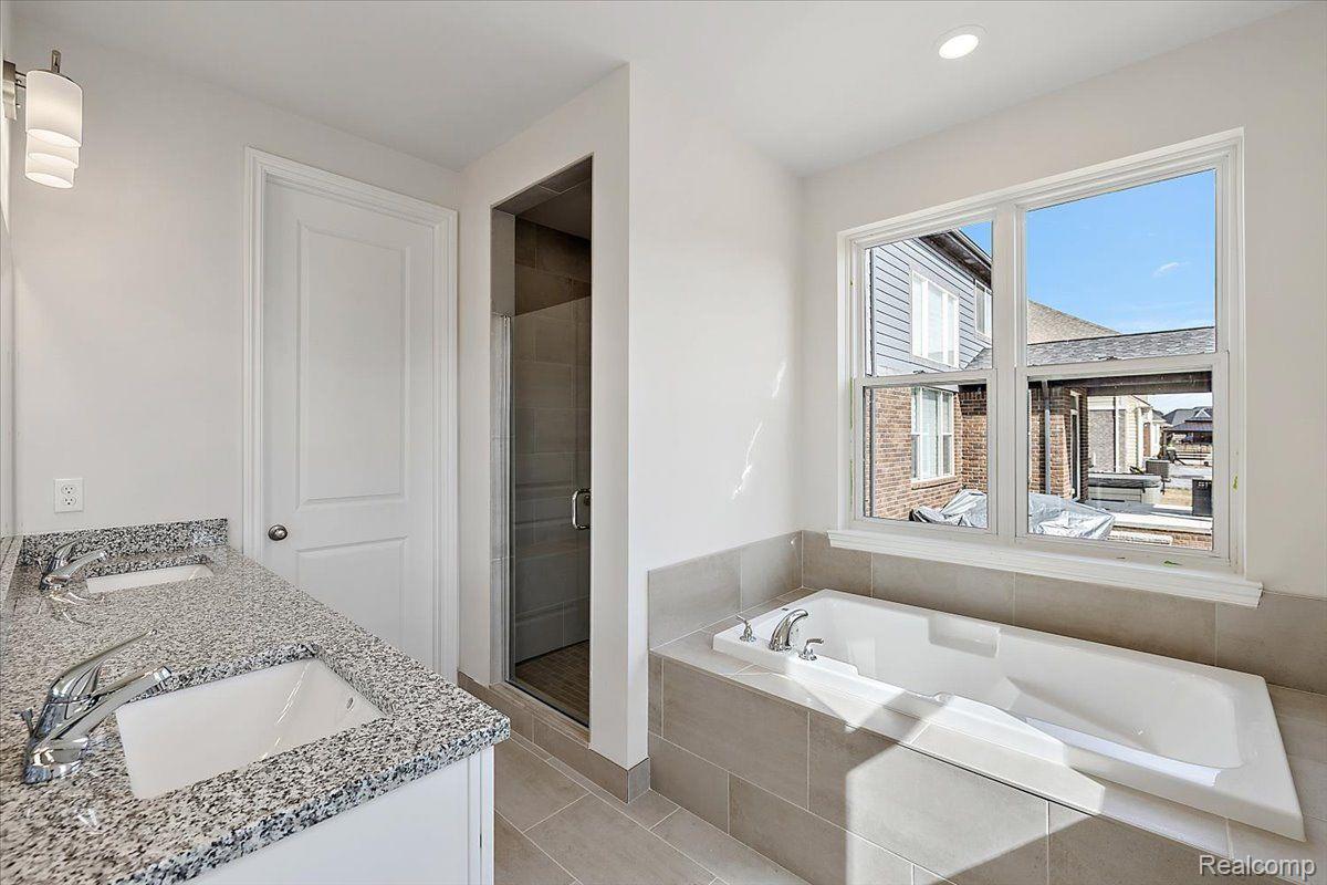51628 SCENIC Court