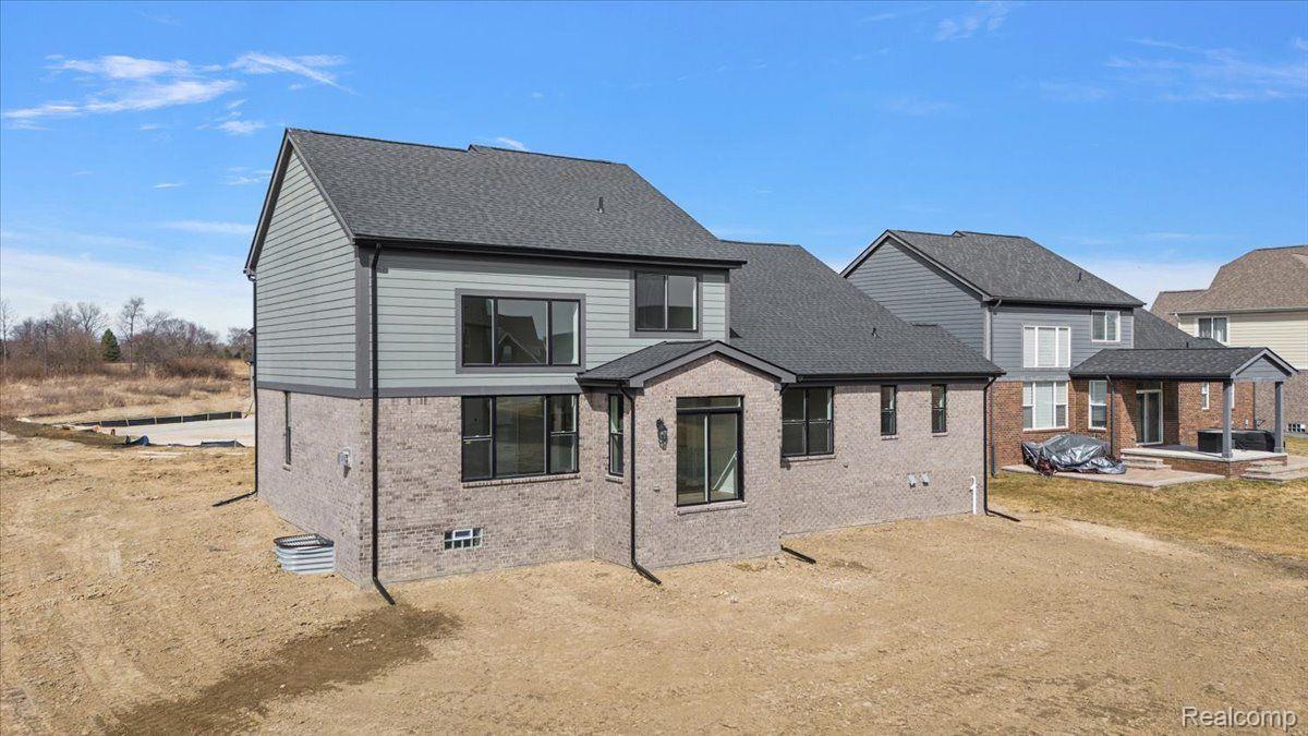 51628 SCENIC Court