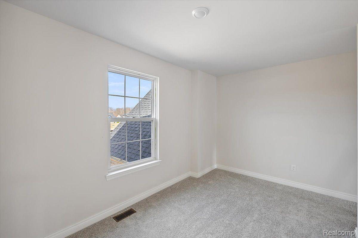 51628 SCENIC Court