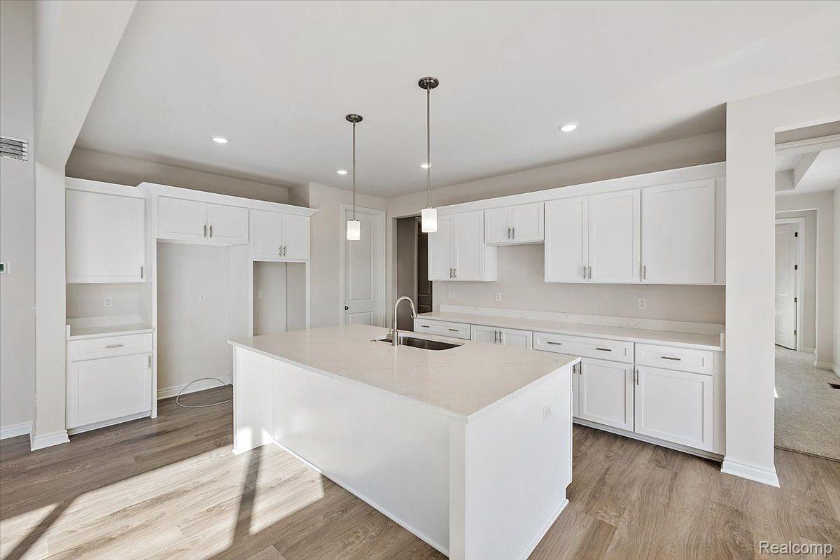 51628 SCENIC Court