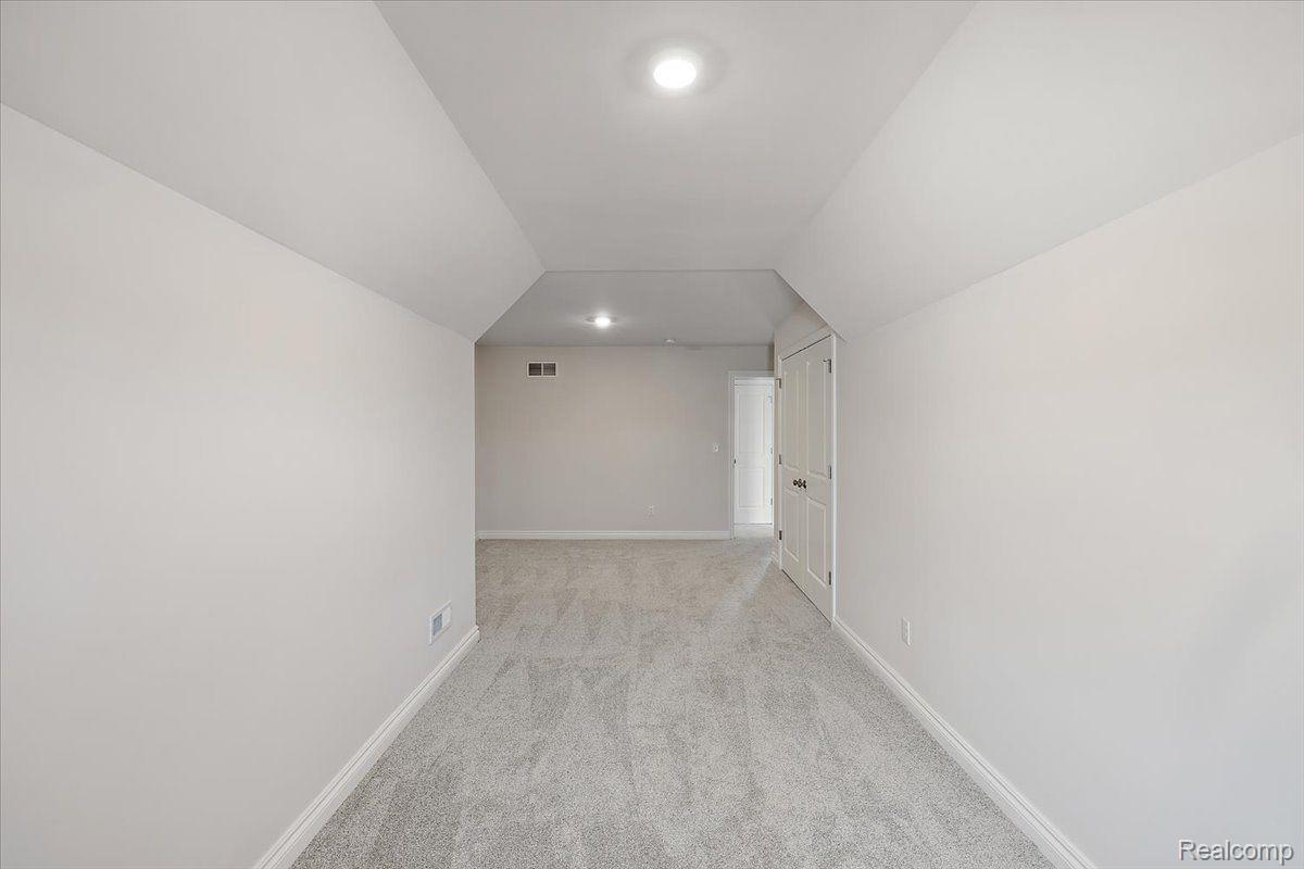 51628 SCENIC Court
