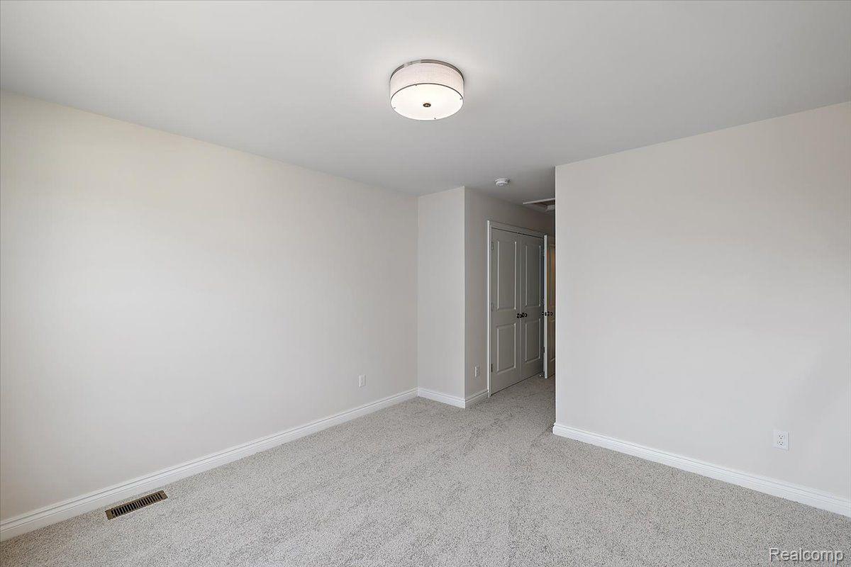 51628 SCENIC Court