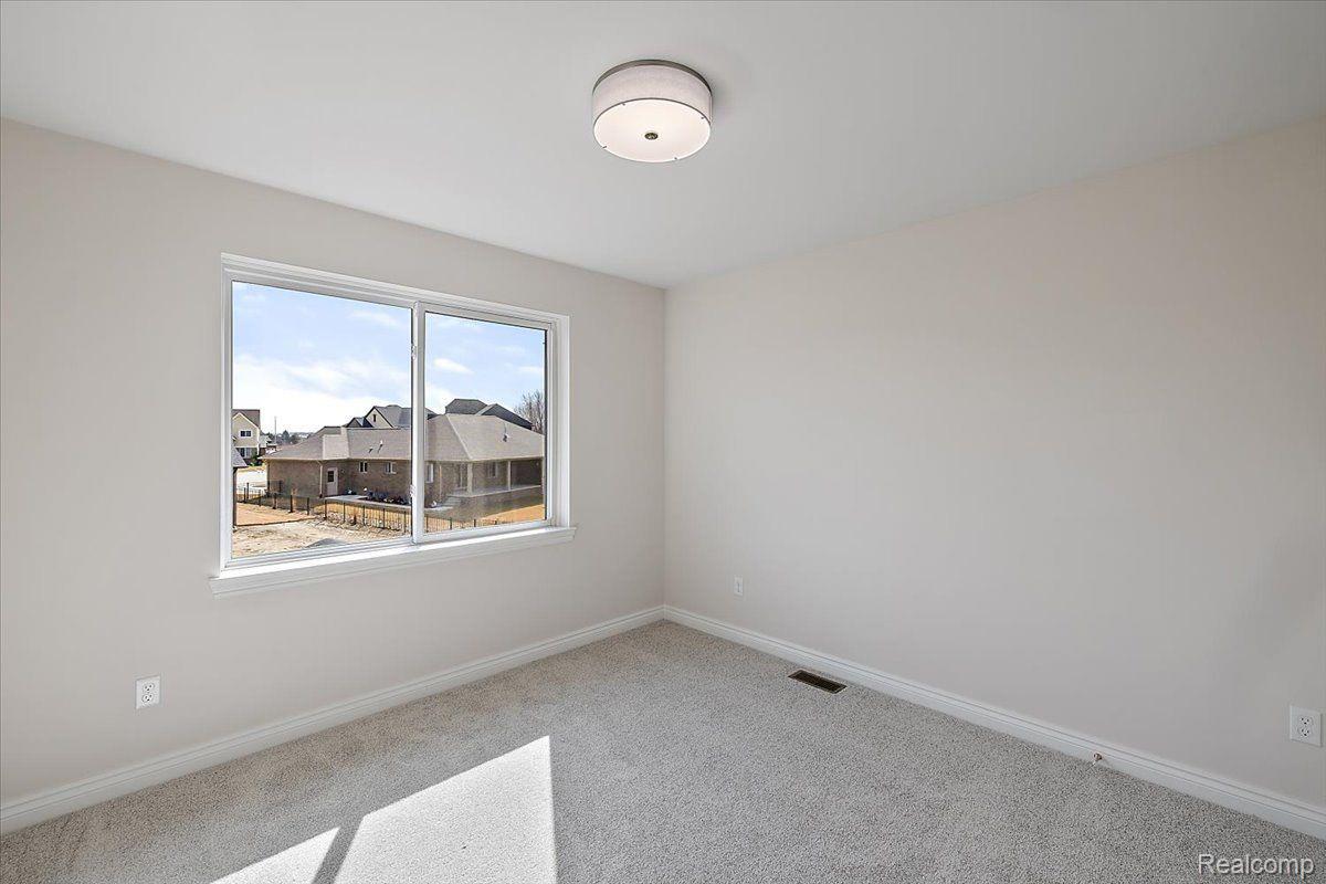 51628 SCENIC Court
