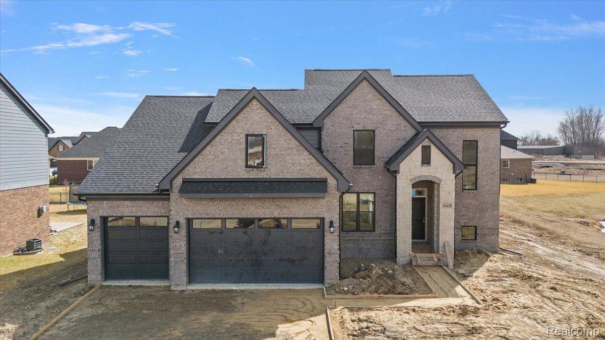 51628 SCENIC Court