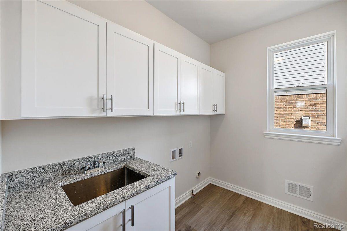 51628 SCENIC Court