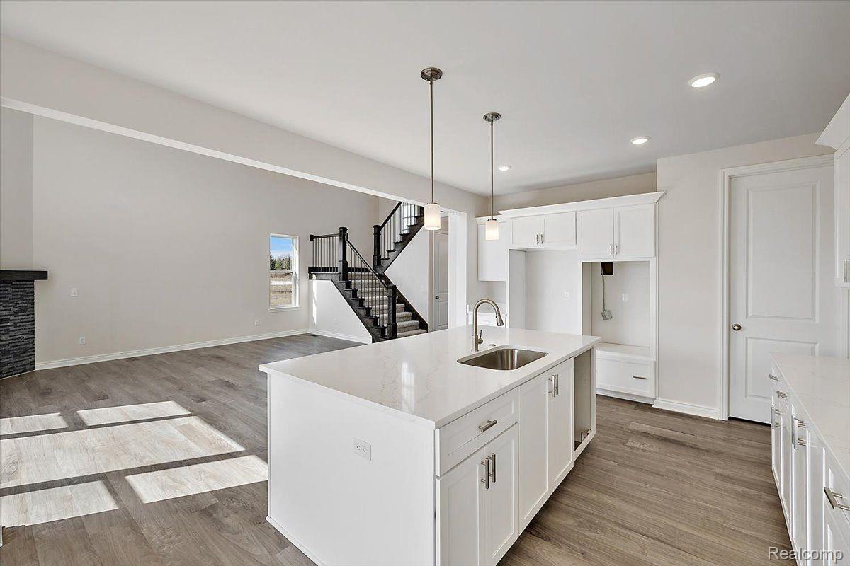 51628 SCENIC Court