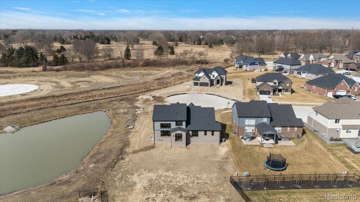 51628 SCENIC Court