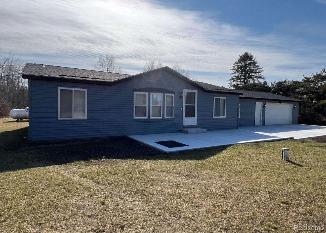 7368 CLEAR LAKE Road