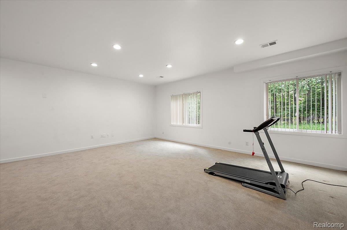 6280 Branford Drive