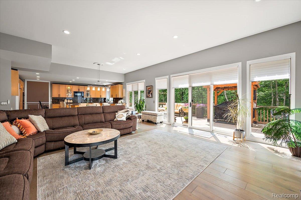 6280 Branford Drive