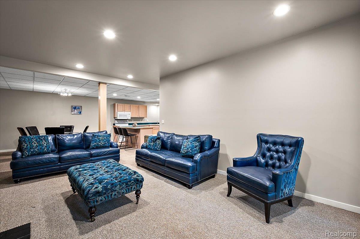 6280 Branford Drive