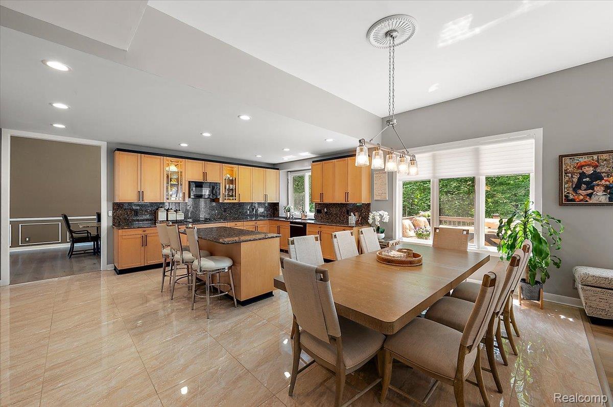 6280 Branford Drive