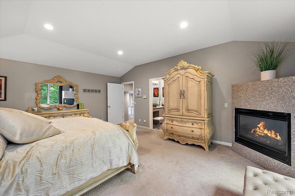 6280 Branford Drive