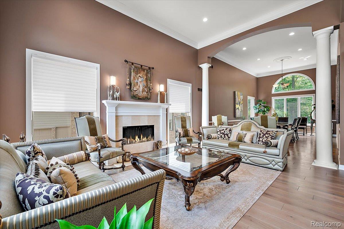 6280 Branford Drive