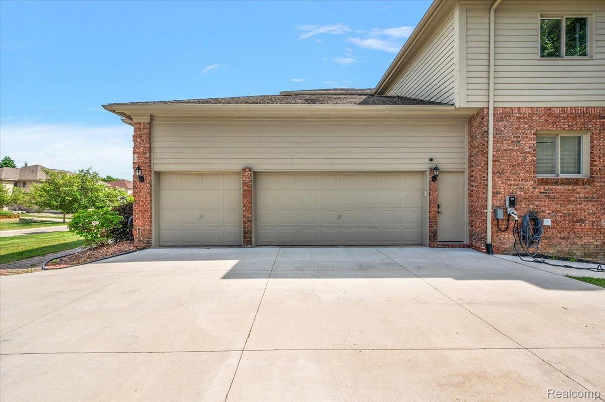 6280 Branford Drive