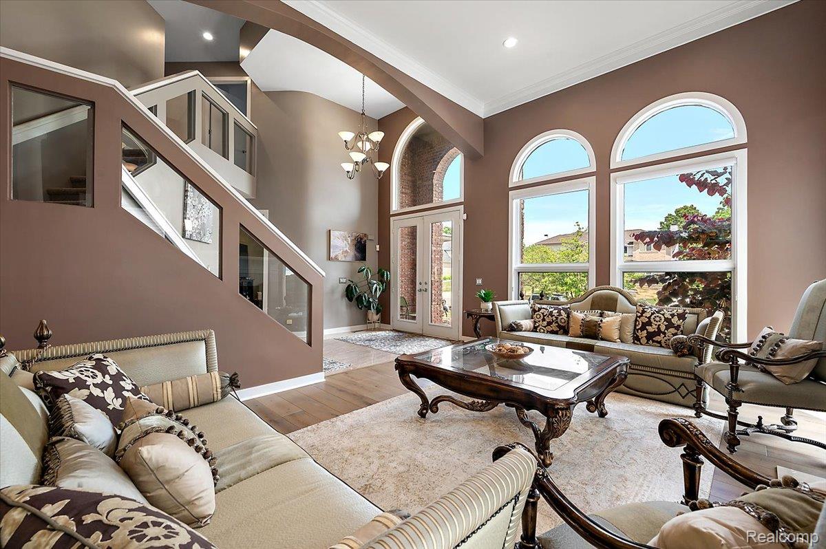 6280 Branford Drive