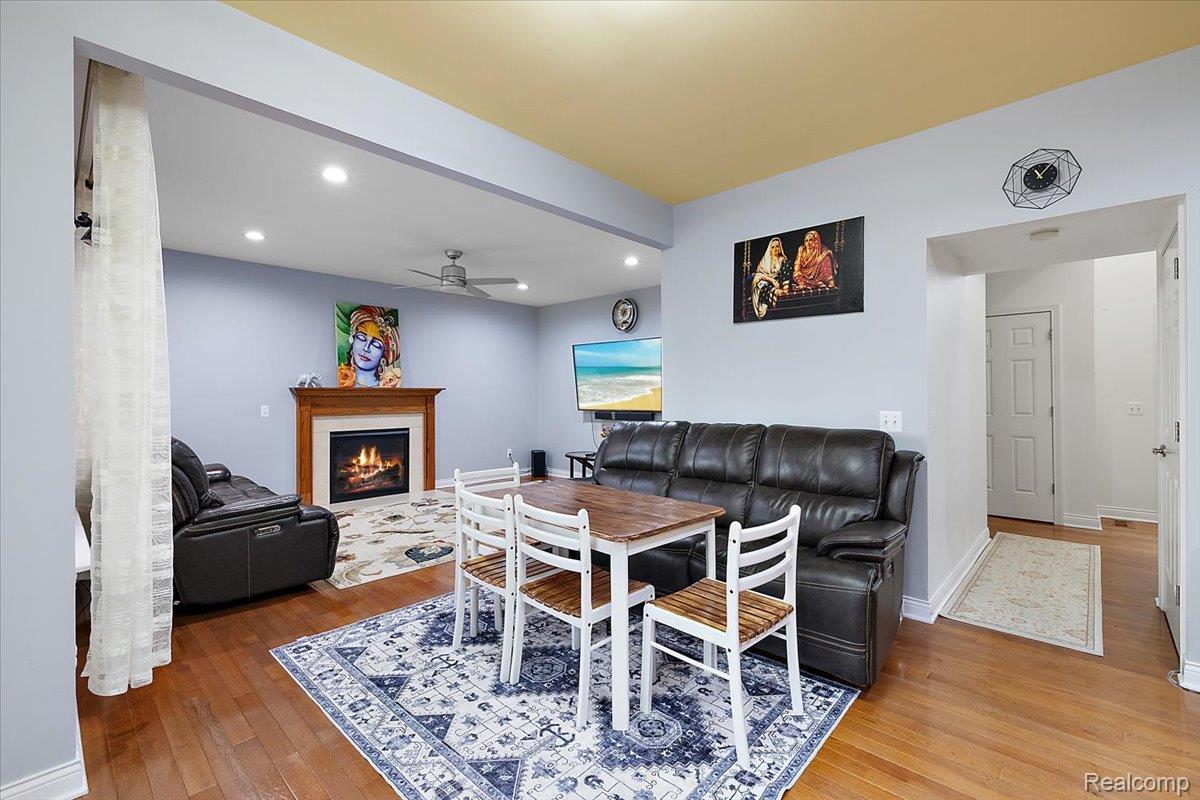 48 Starr Drive