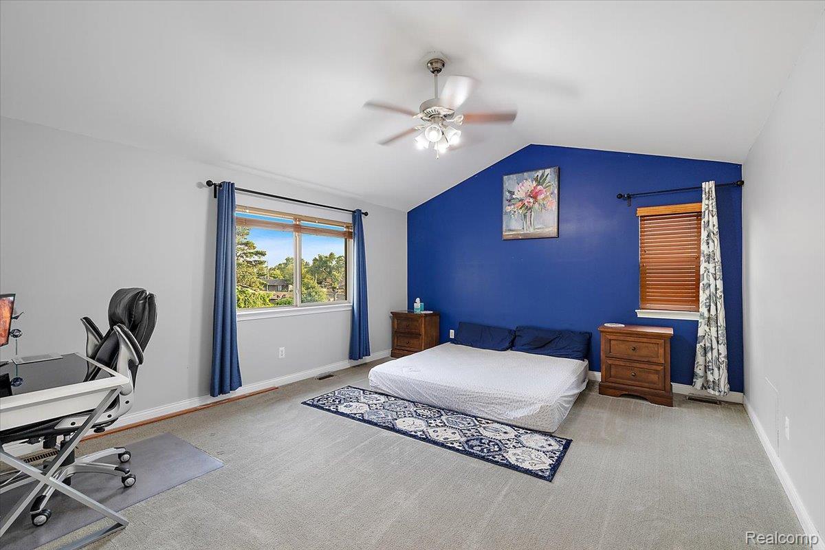 48 Starr Drive