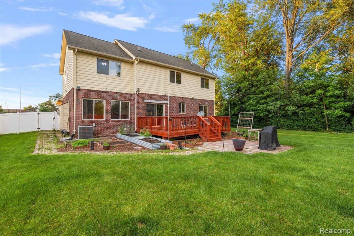 48 Starr Drive