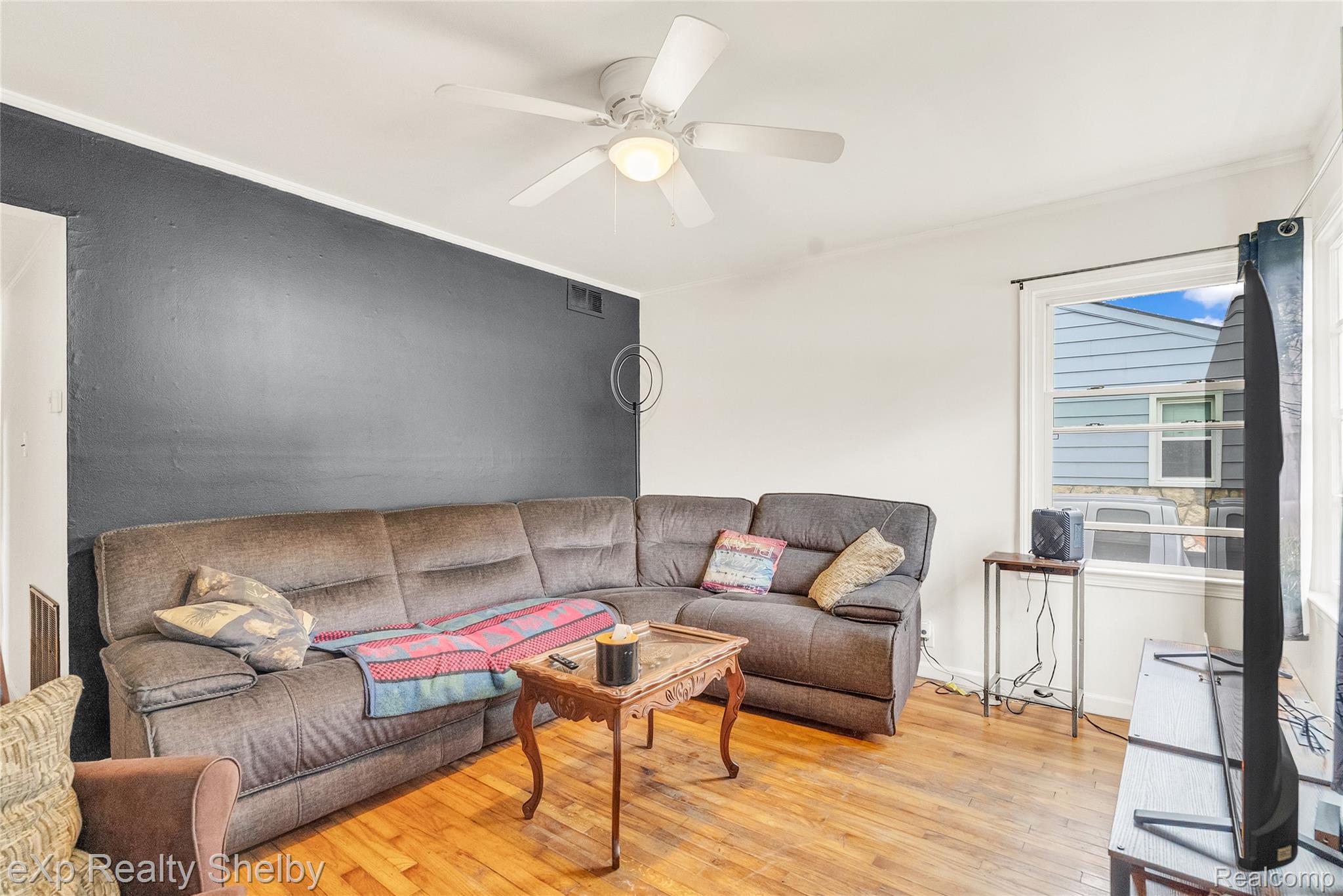 134 W Fairmount Avenue