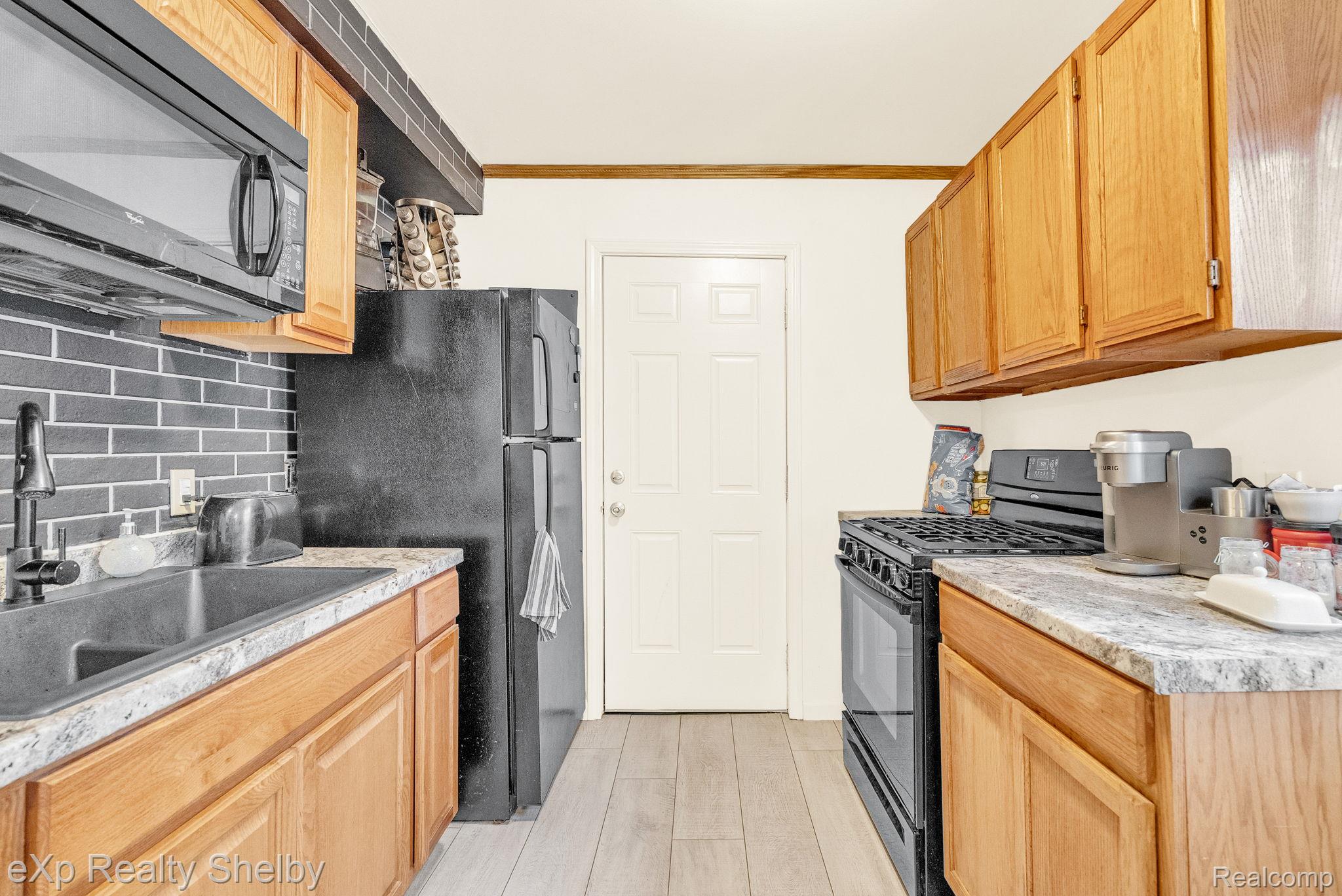 134 W Fairmount Avenue