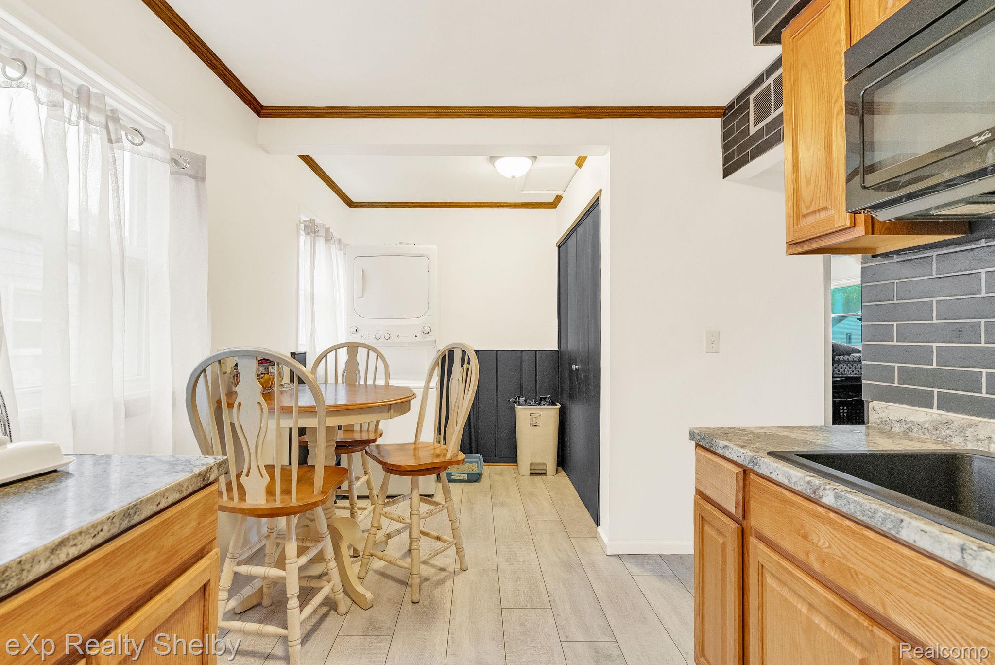 134 W Fairmount Avenue