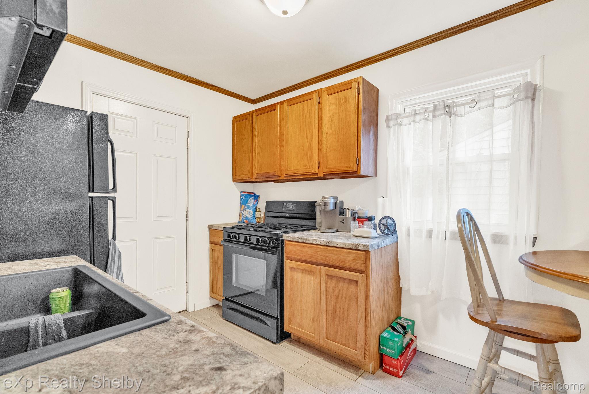 134 W Fairmount Avenue