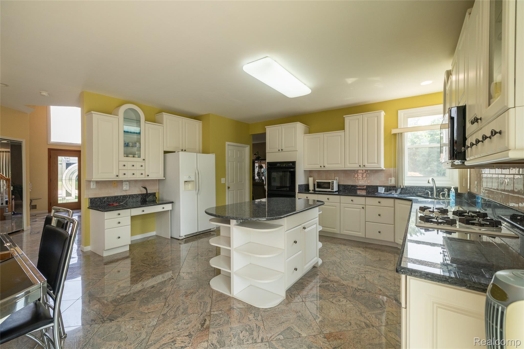 43281 Chester Drive