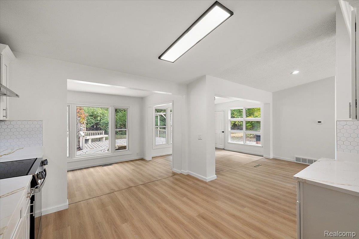 28422 Cumberland Drive