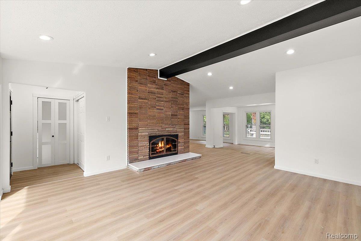 28422 Cumberland Drive