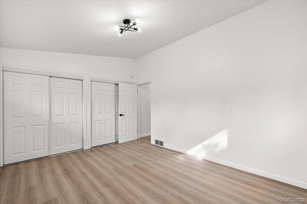 28422 Cumberland Drive