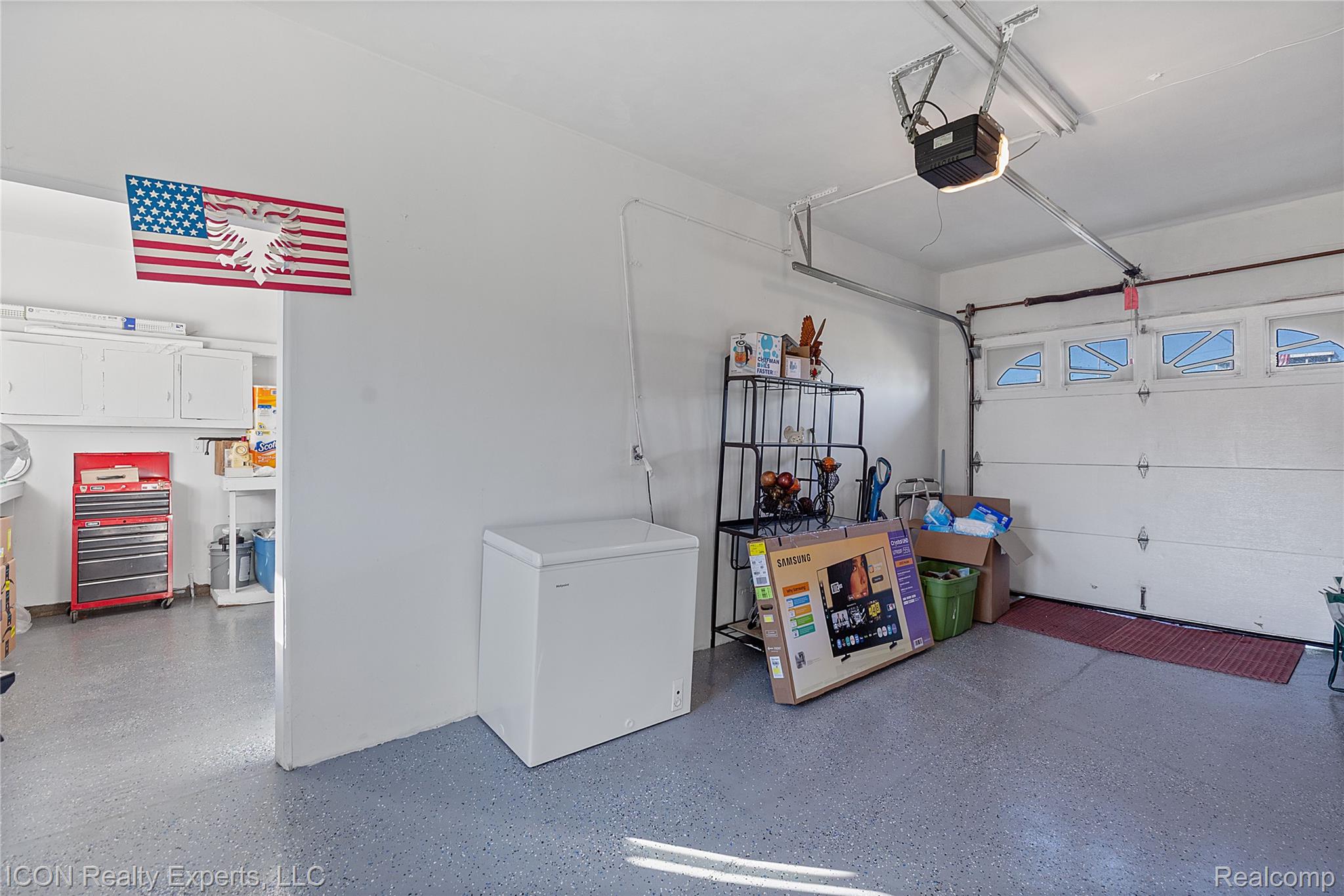 5072 15 Mile Road
