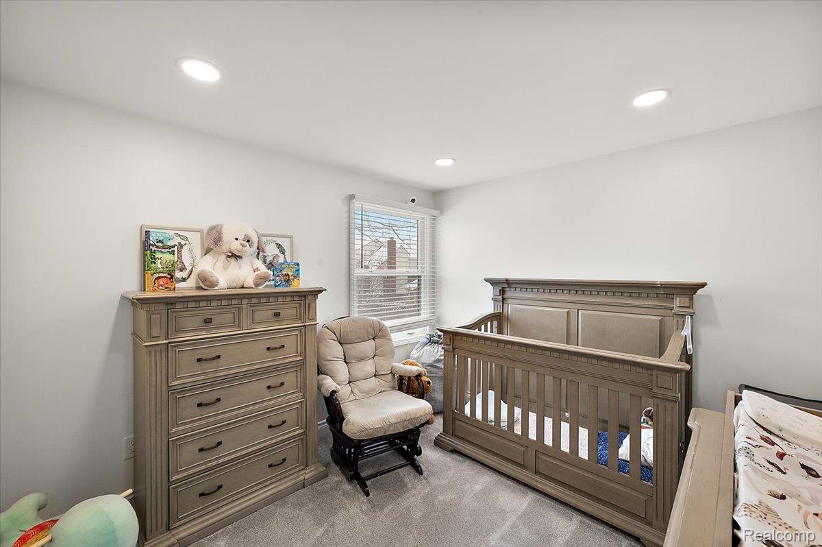 38275 Fleetwood Drive