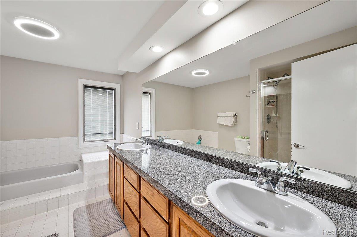 38275 Fleetwood Drive