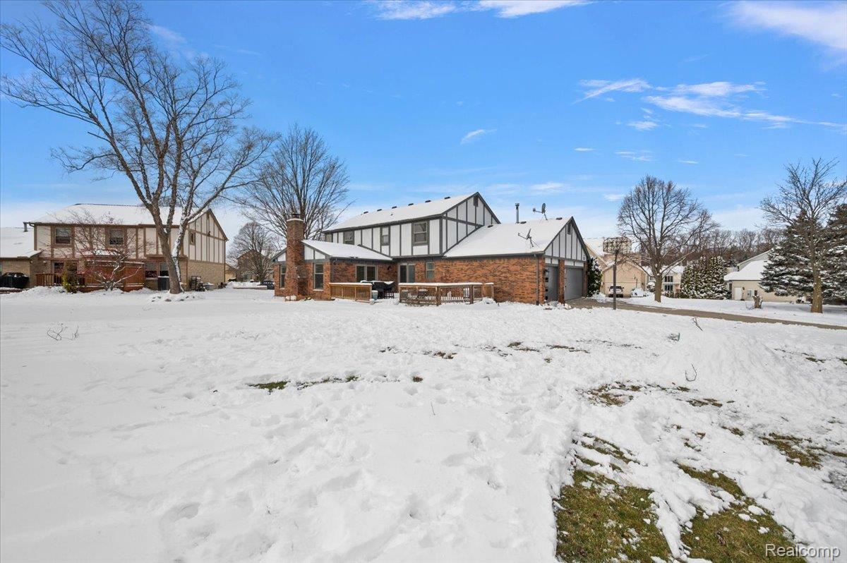 38275 Fleetwood Drive