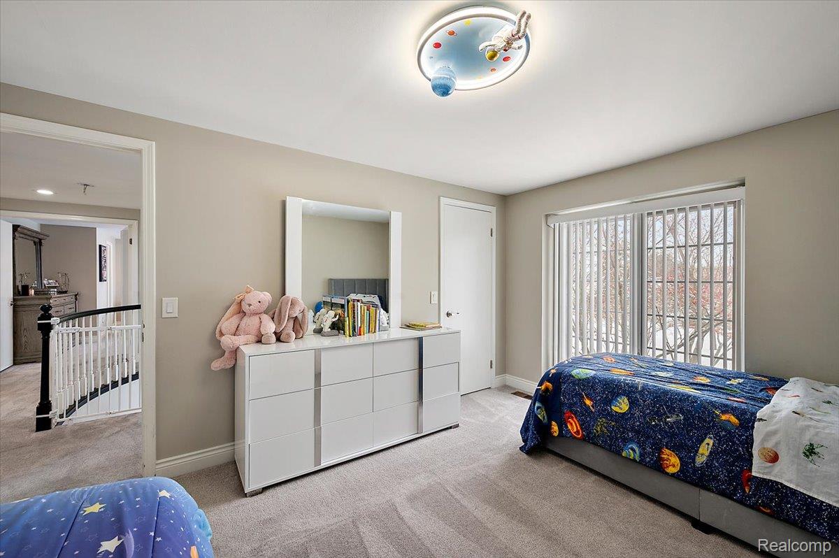 38275 Fleetwood Drive