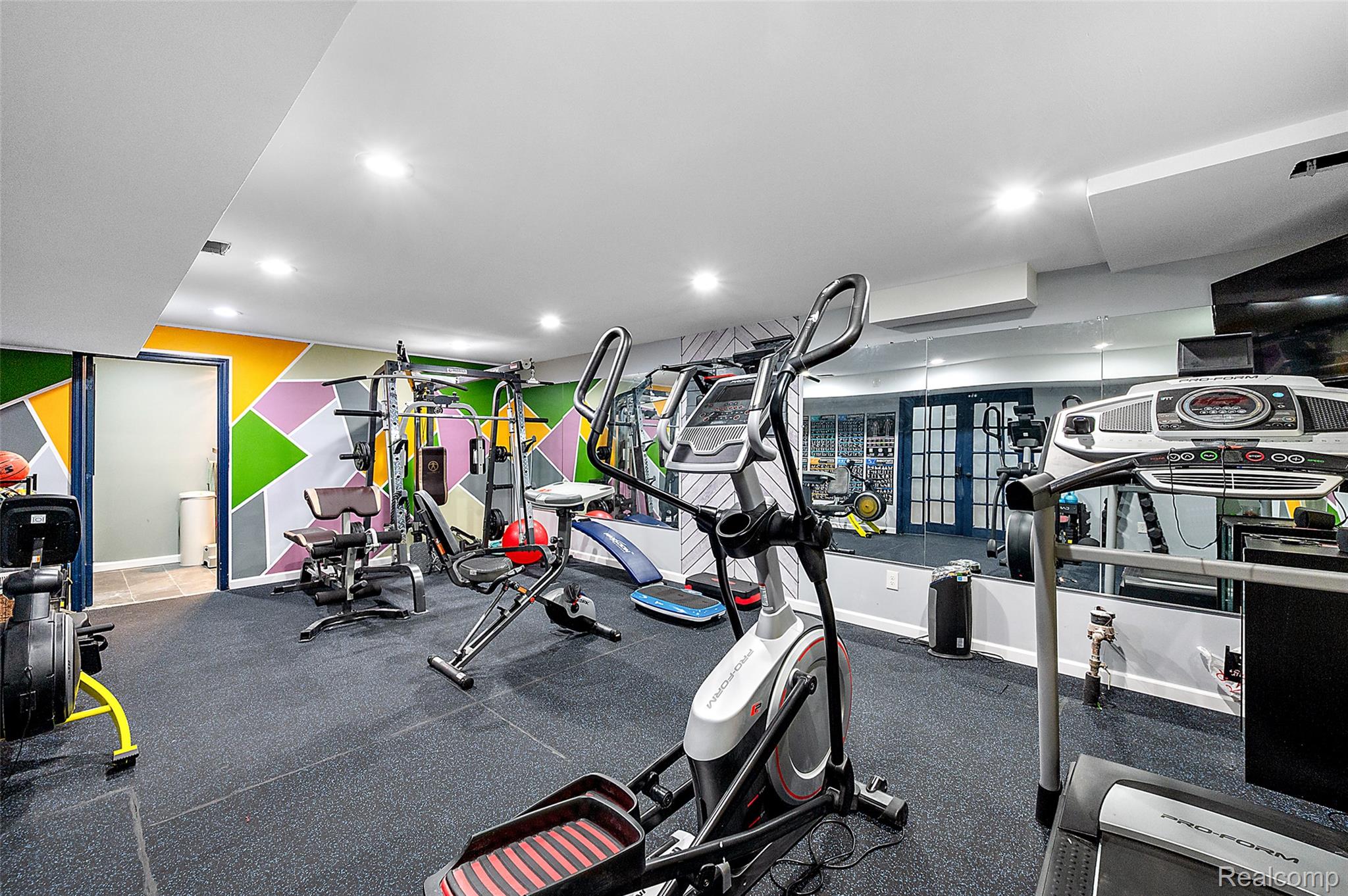 4095 Rockingham Drive