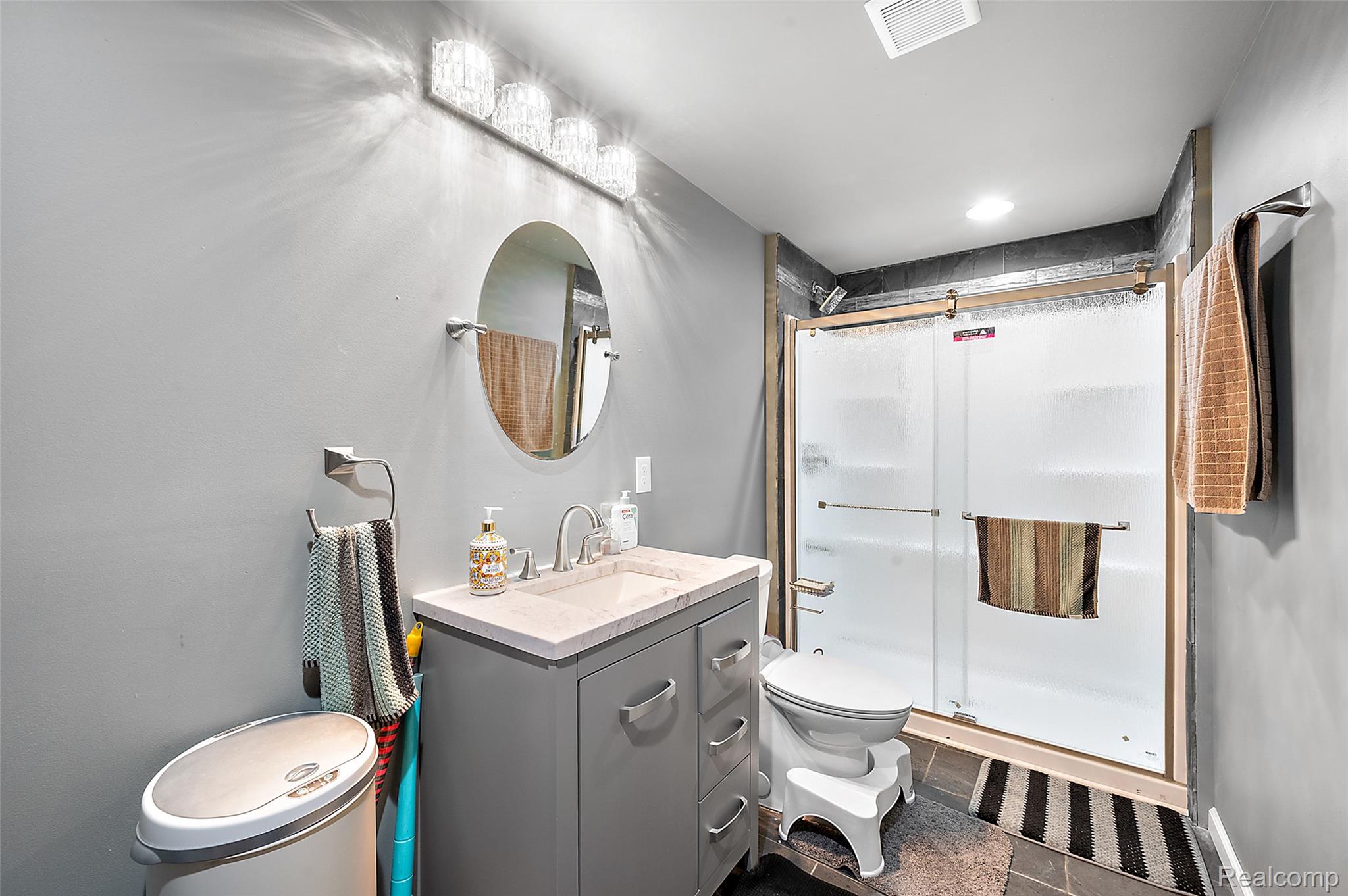 4095 Rockingham Drive