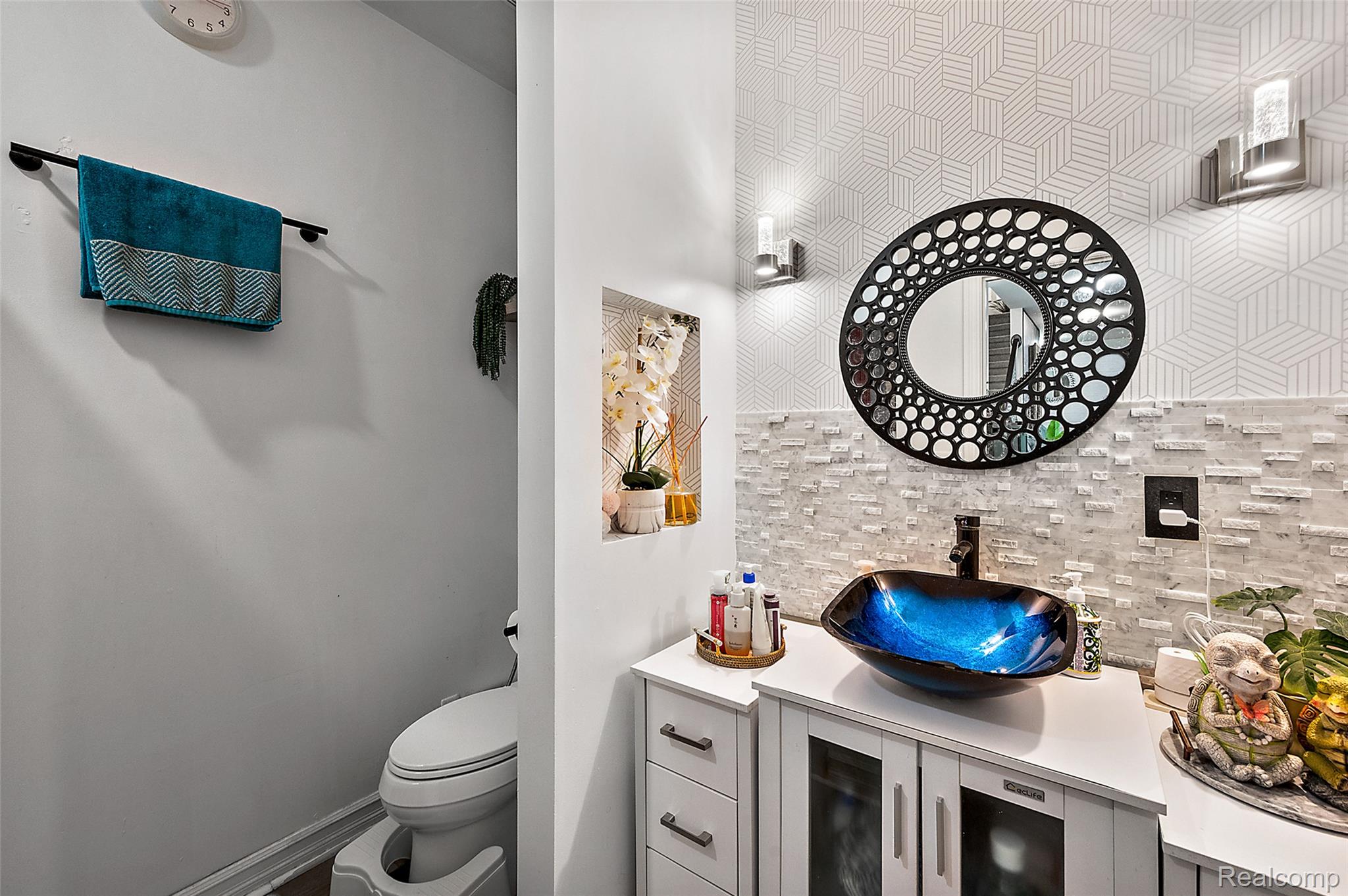 4095 Rockingham Drive