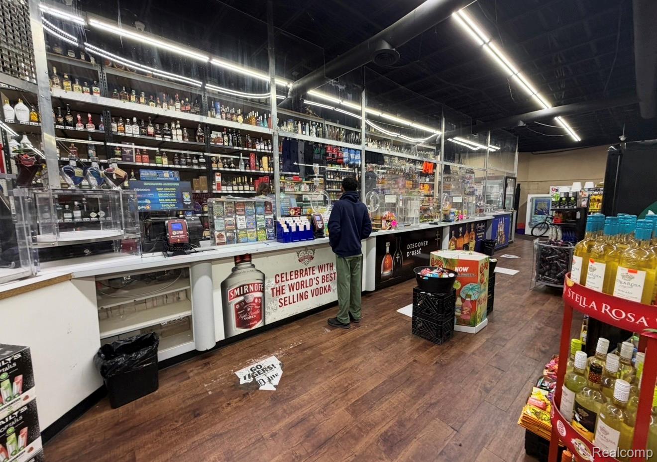 16830 E Warren Avenue