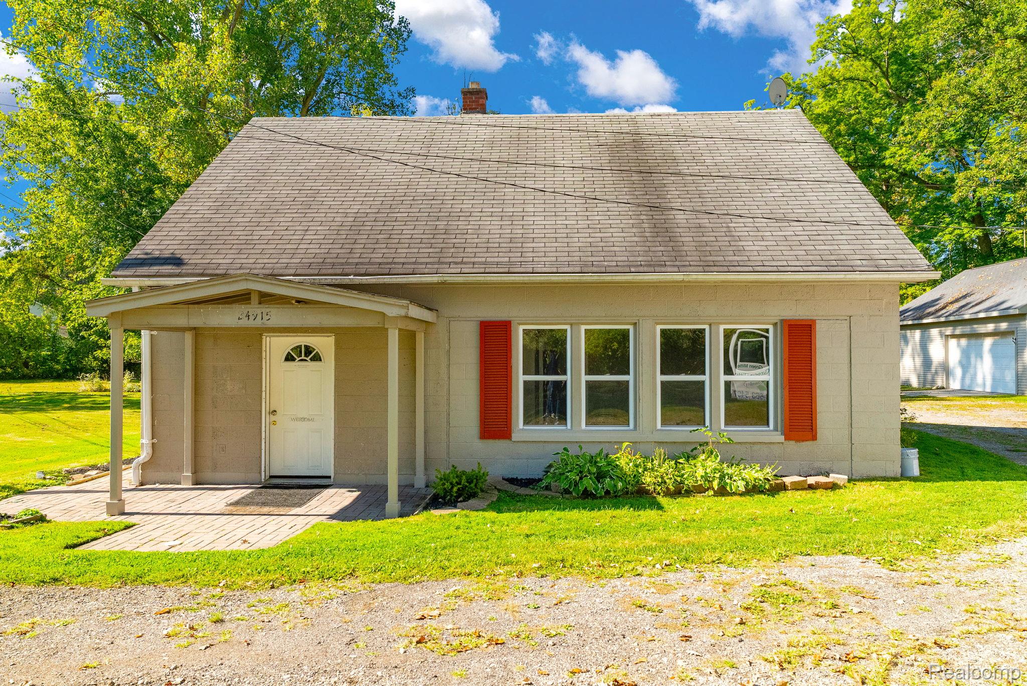 24915 Saint Paul