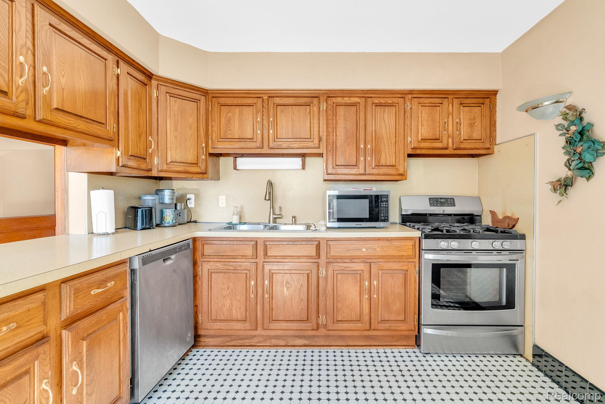 24915 Saint Paul