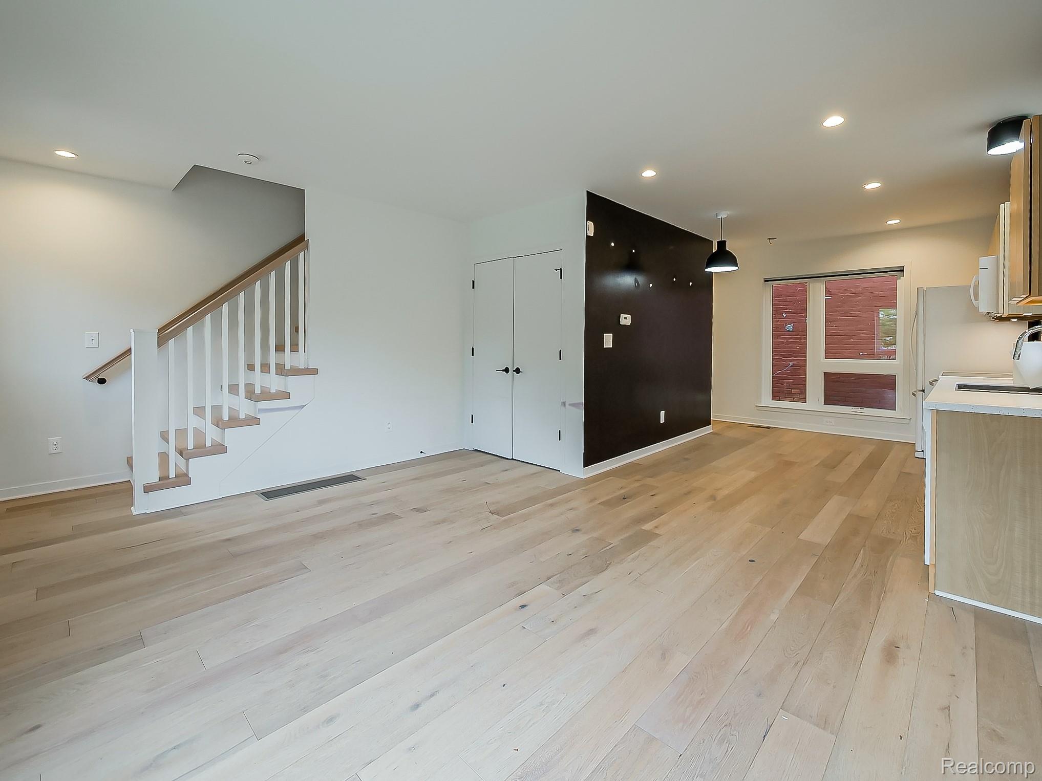 112 Mount Vernon Street